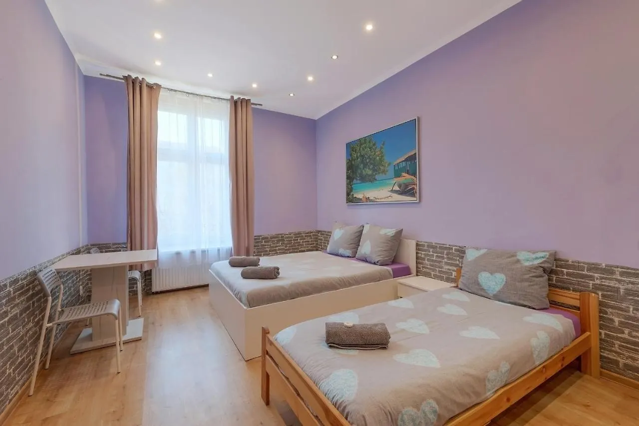 70S Guest Room Krakow 0*,