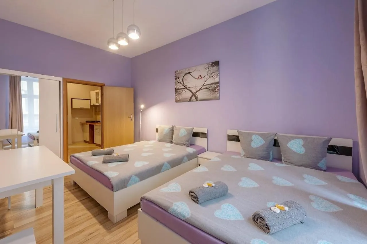 70S Guest Room Krakow Konukevi
