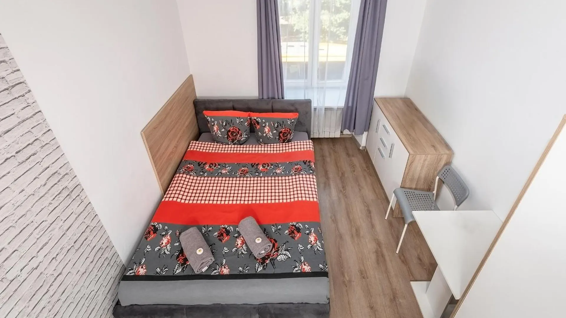 70s Guest room Cracovie 0*,