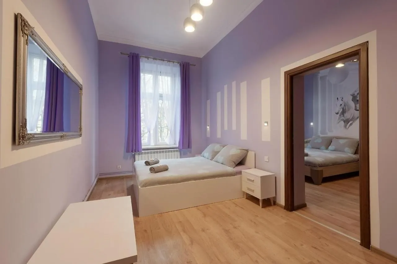 70S Guest Room Krakow