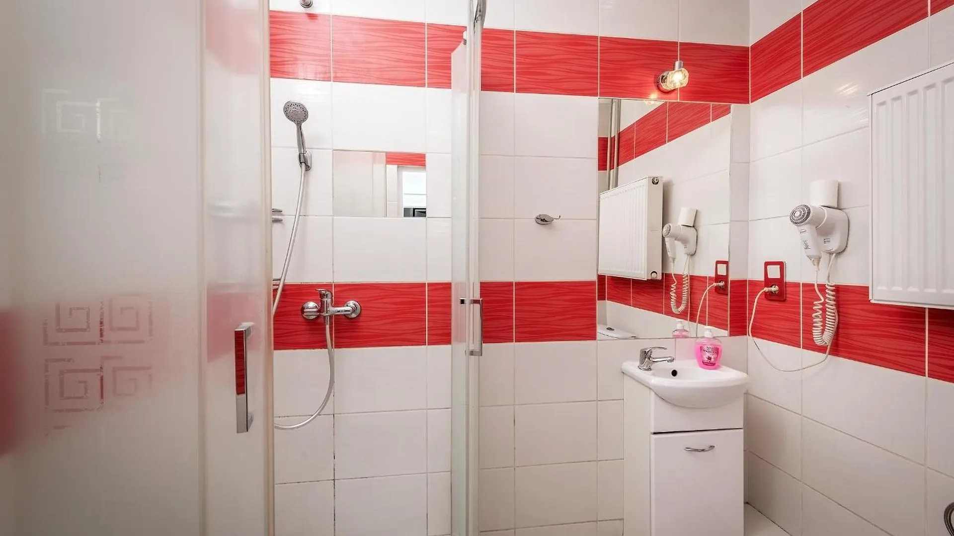 70S Guest Room Krakow Poland