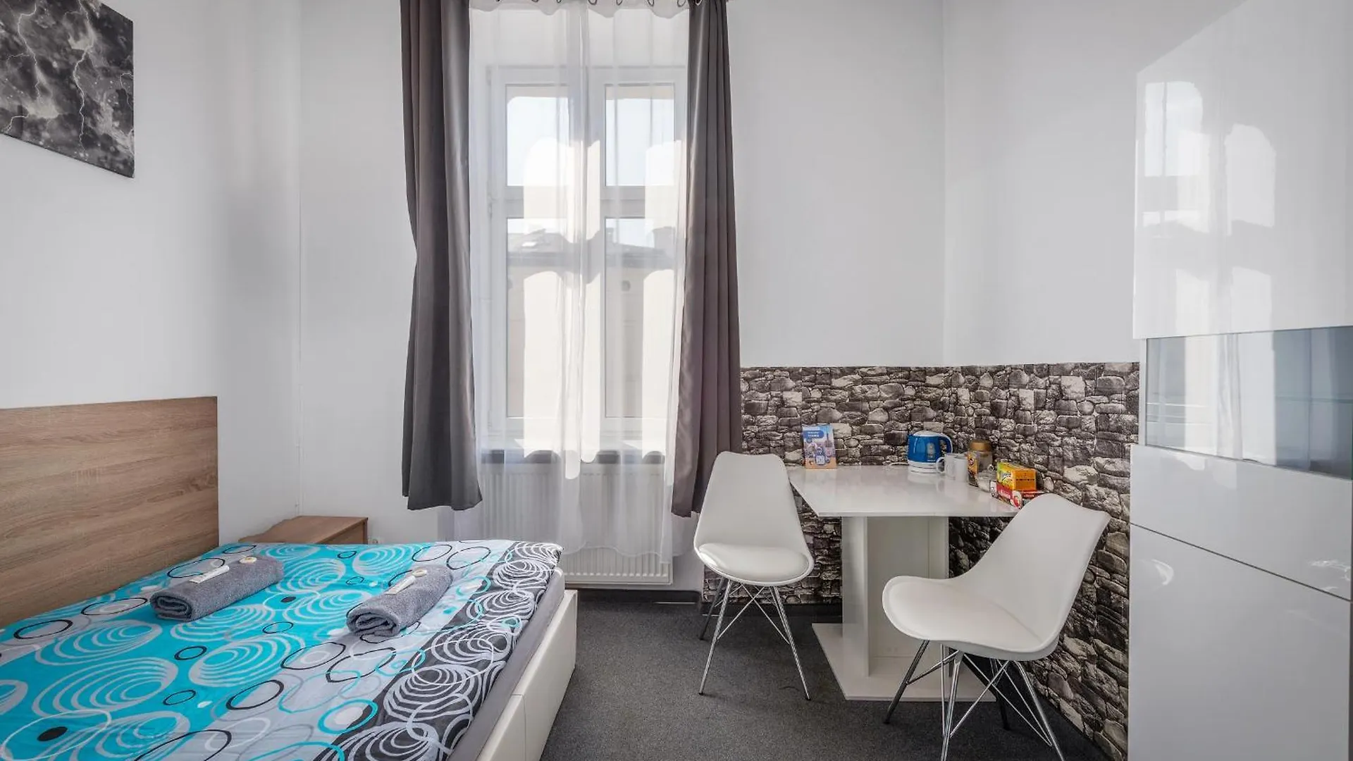 70S Guest Room Krakow Poland