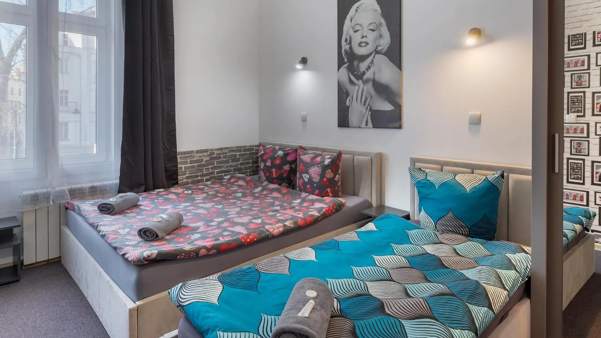 70S Guest Room Krakow Poland